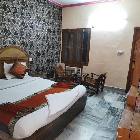 Hotel Divya Varanasi Exterior foto